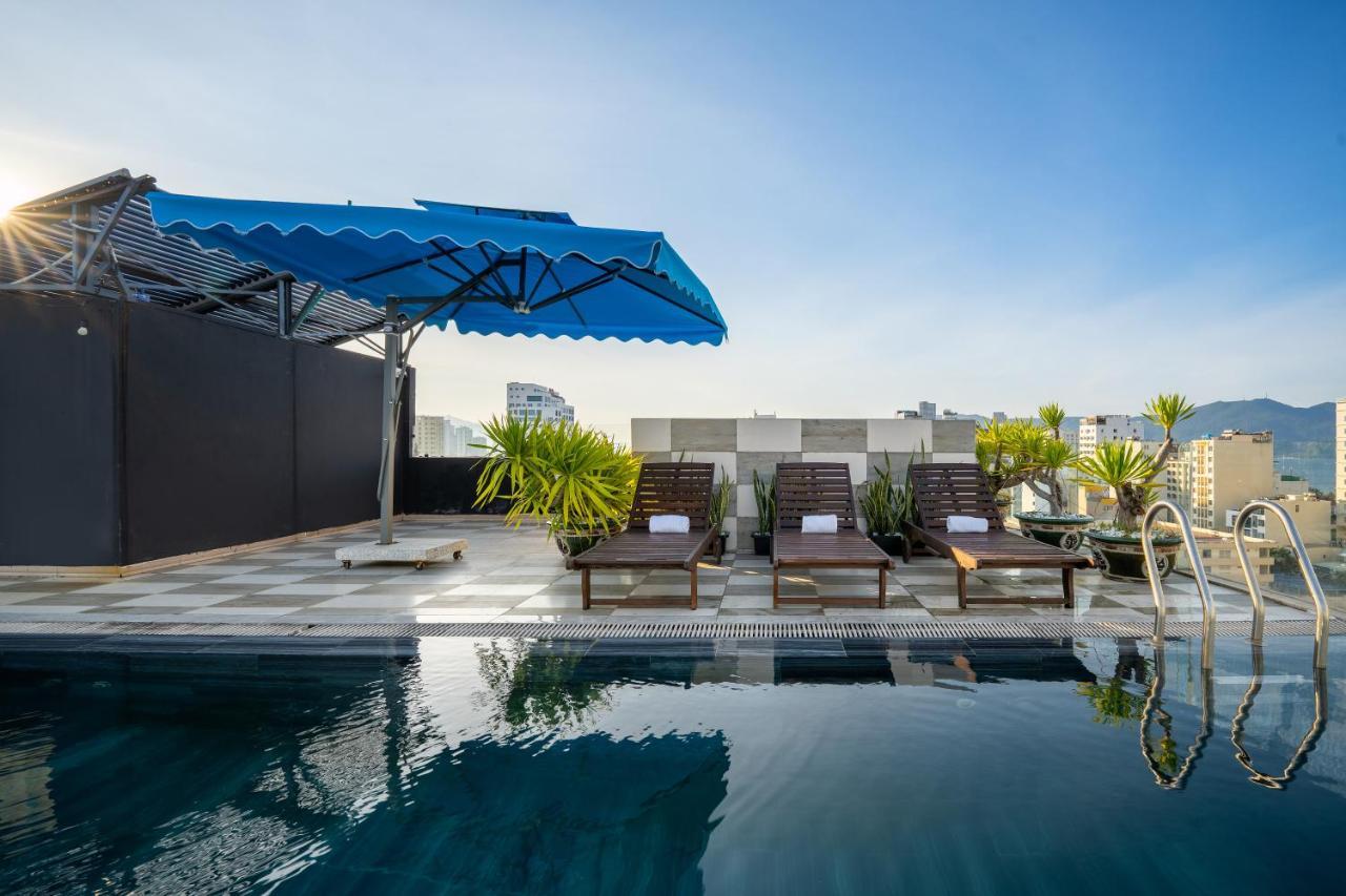 Phoenix 1 Hotel & Apartments Дананг Экстерьер фото