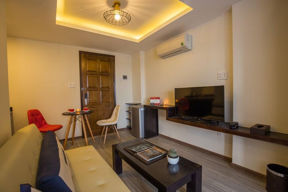 Phoenix 1 Hotel & Apartments Дананг Экстерьер фото